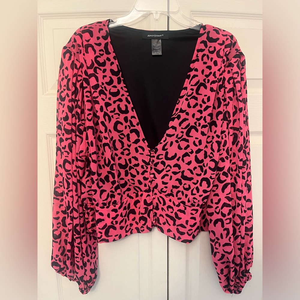 Ashley Stewart Pink Leopard Print Plus Size 22/24 Crop Top/Blouse